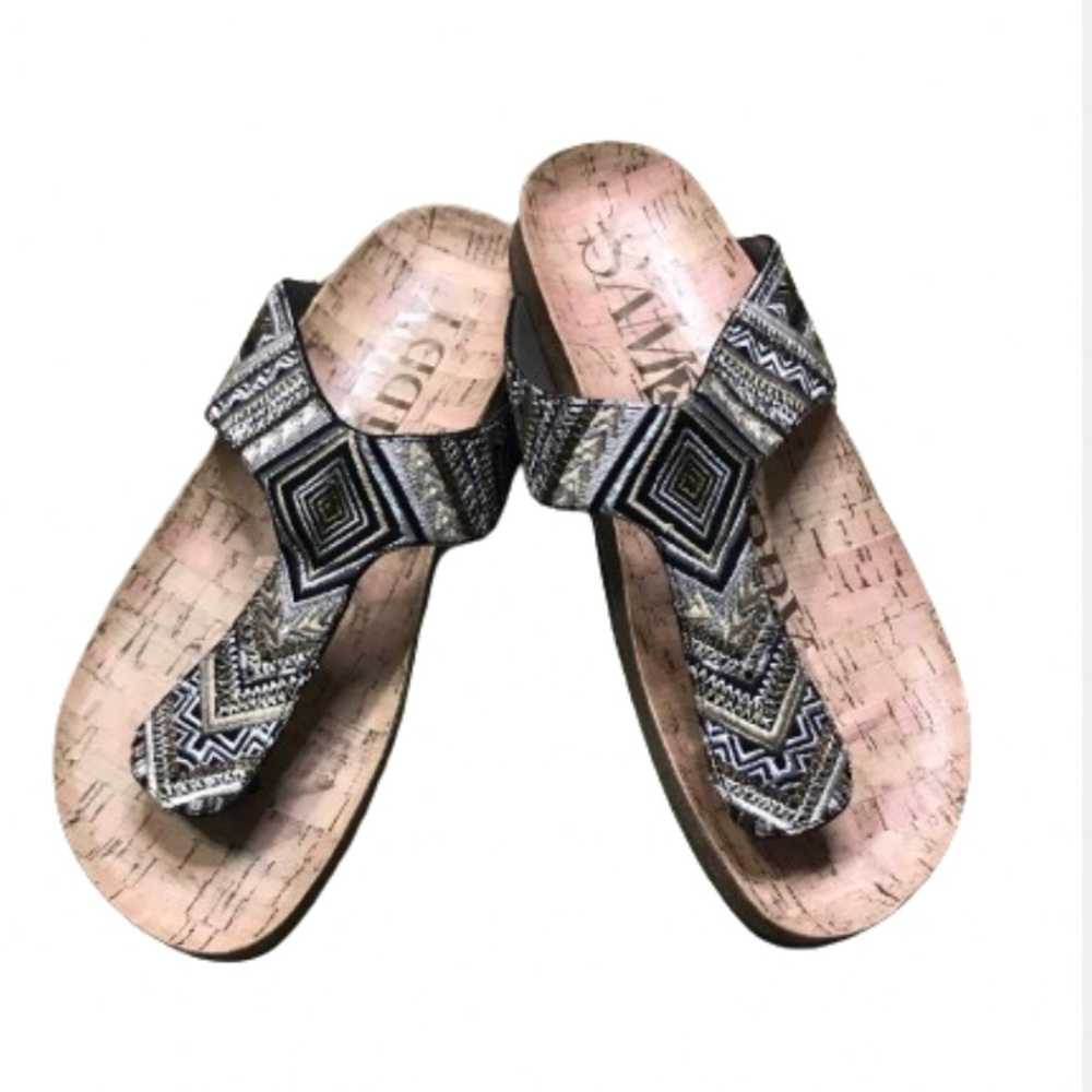 Sam & Libby Aztec Embroidered Sandals Size 6 1/2